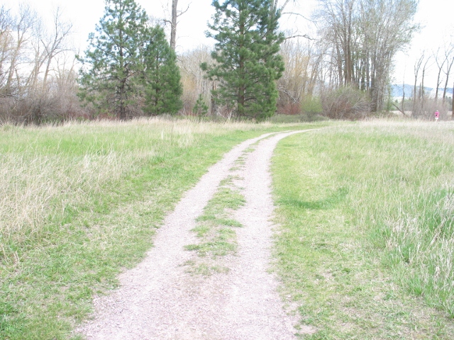 picture showing The 2-mile loop has 48